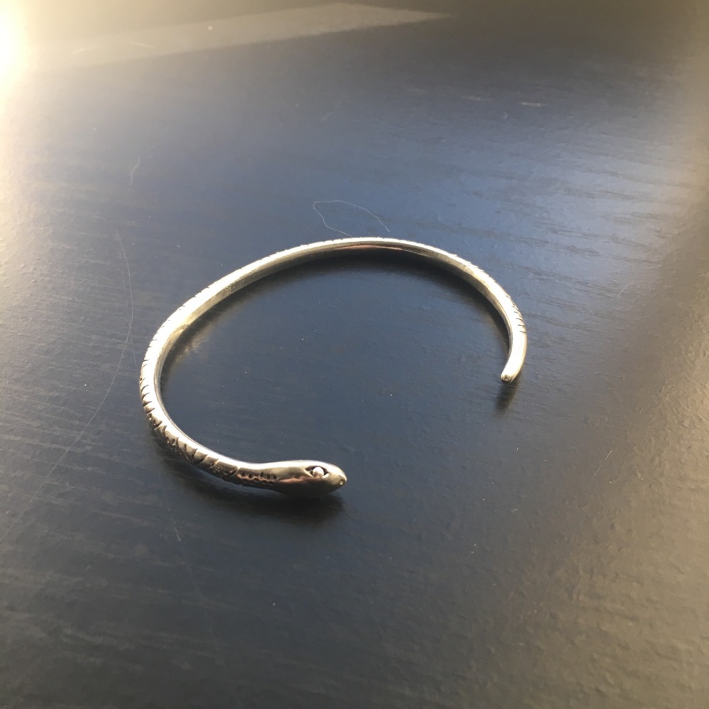 Snake bracelet